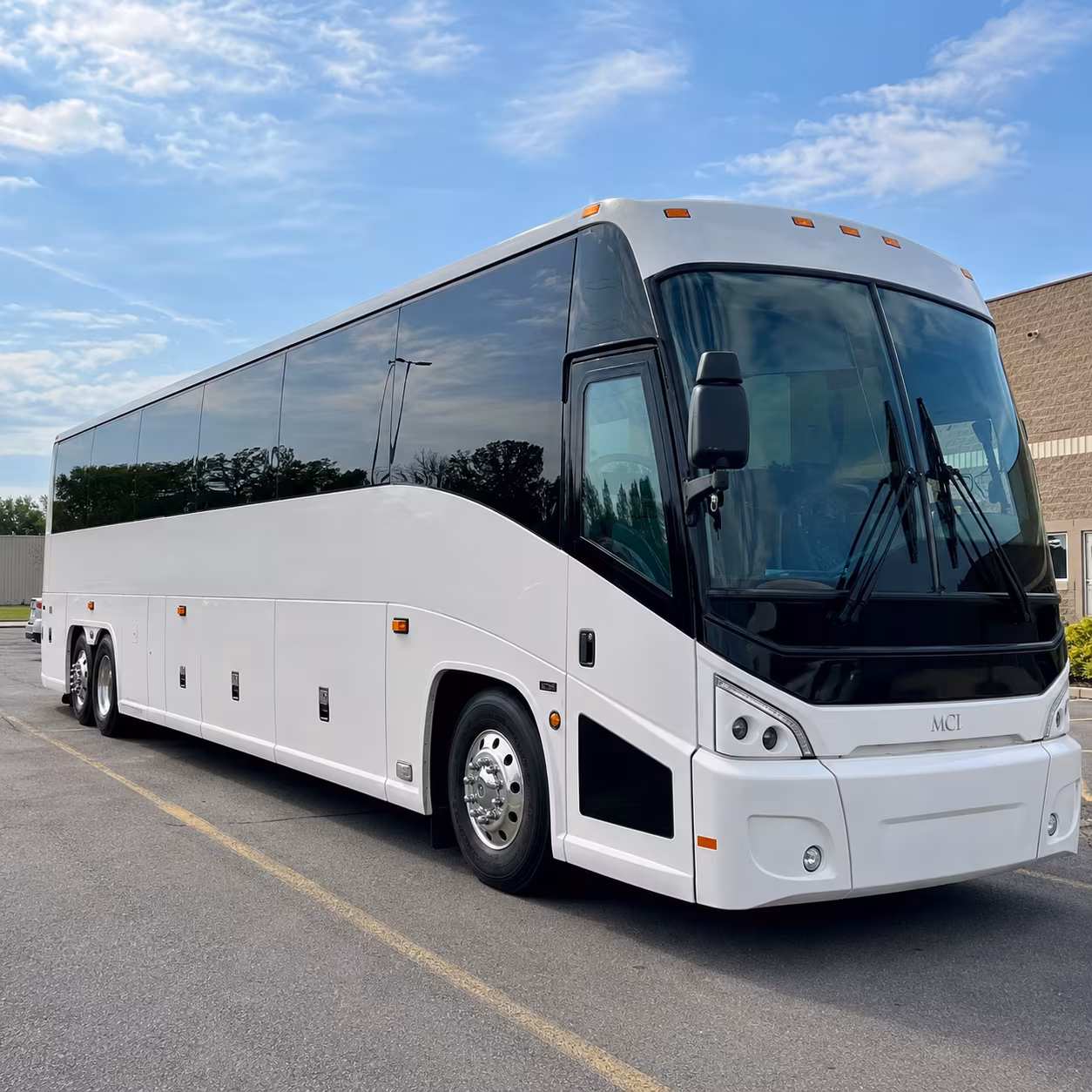 stage ae and north shore shuttle buses that skip the bridge headaches